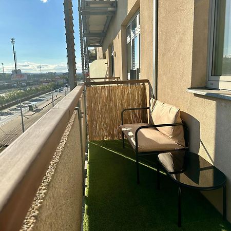Apartment Ceskomoravska - O2 Arena פראג מראה חיצוני תמונה